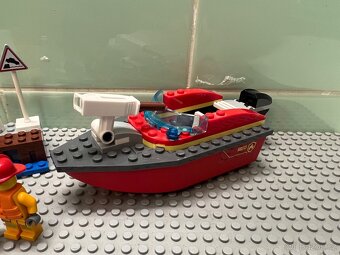 LEGO CITY - Požár v přístavu - 60213 - 4