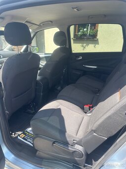 Ford S max - 4