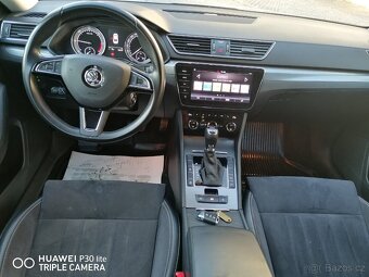Predám Škodu Superb sedan - 4