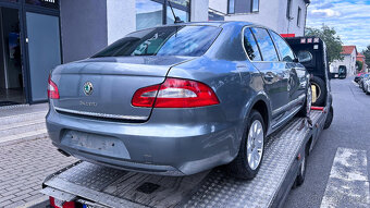 Vůz na náhradní díly Škoda Superb 2 sedan 2009 CBBB LQT LF8L - 4