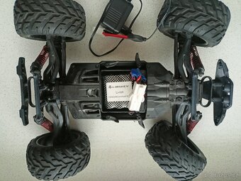 RC auto Challenger - 4