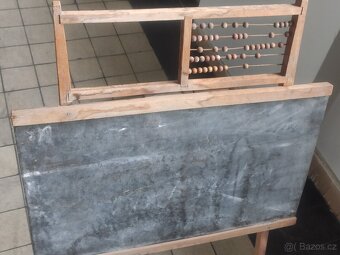 Stará dětská tabule s počítadlem - 4