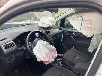 Volkswagen Caddy maxi 7 míst - 4