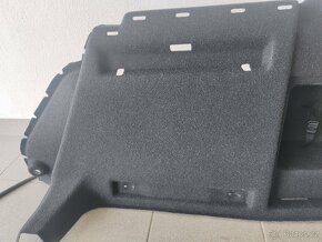 Kufrová bočnice Škoda Superb 3 hatchback - 4