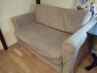 URGENTNĚ ZA ODVOZ Pohovka IKEA HAGALUND – Spěchá kvůli Reko - 4
