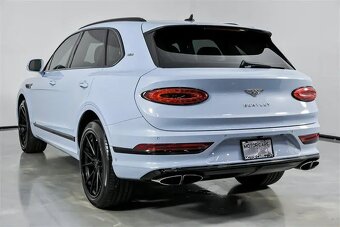 2021 Bentley Bentayga V8 - 4