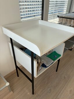 Přebalovací pult - 4