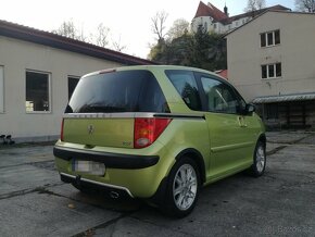 Peugeot 1007 1.6 HDi 110 FAP Sport Klima Panorama Tažné - 4