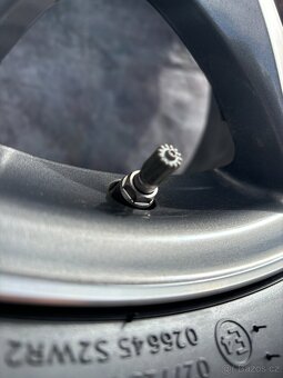Originální Alu kola 5x114,3 Toyota Avensis,Verso 205/60/16 - 4