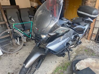 Aprilia Caponord - 4