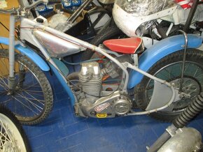 plochodrážní Jawa - 4