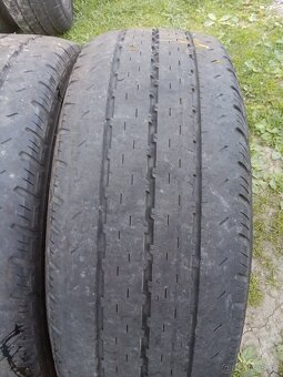 Letní pneu 225/65/16c Nokian - 4