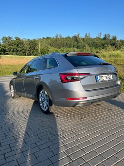 Škoda Superb 2.0 tdi 140 kw DSG - 4