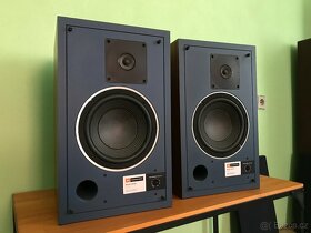 JBL 4301B - 4