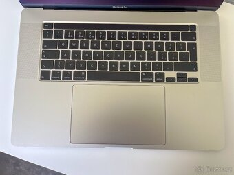MacBook Pro 16" (2019) – i9 / 16 GB / 1 TB SSD, Touch Bar - 4