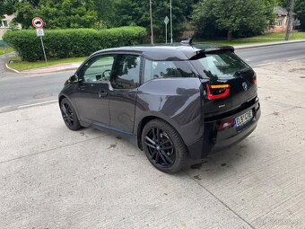BMW i3 Lodge design , tepelné čerpadlo, naviagce prodám pěk - 4