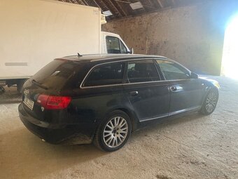 Audi A6 Avant Quattro (4x4) - 4
