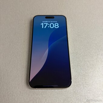 iPhone 15 Pro Max 256GB bílý titan, 12 měsíců záruka - 4
