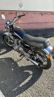 Suzuki GS 550 T 1981 - 4