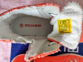 Dámské (dívčí) tenisky zn. MIXER VEL.  39 - 4