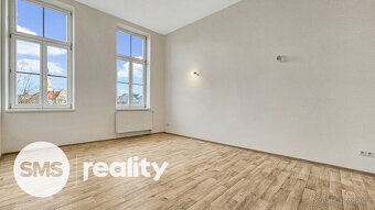 Pronájem prostorného bytu 2+kk, Opava – ul. Popská - 4