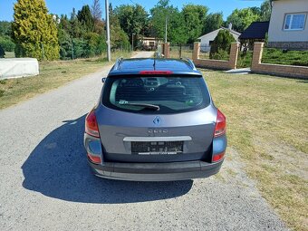 Predám Renault Clio Grandtour 1.2 benzín ,55kw rok výroby 20 - 4