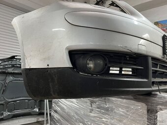 Vw Touran přední zadní nárazník LA7W stříbrný maska - 4