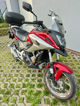 Honda nc 750 x - 4