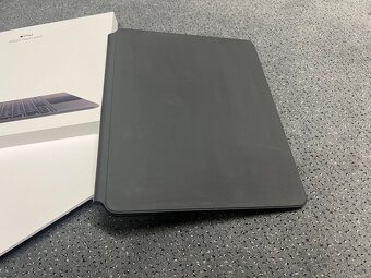 Apple MagicKeyboard iPad 12.9” 3.-6.gen CZ - 4