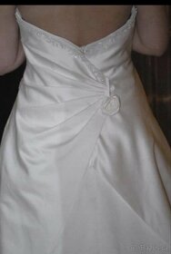 Svatební šaty krásné vel. 42 - 4