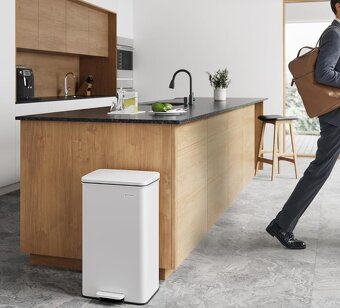 NOVÝ ODPADKOVÝ KOŠ 40 LITRŮ - 4