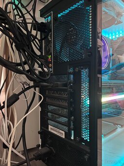 Herní počítač AMD - 4