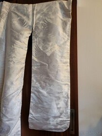Bílé hedvábné svatební kimono učikake - 4