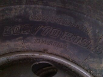 Bridgestone 305/70 R 19.5 + DISK R19.5 – 1.495,- Kč/ks - 4