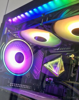Herní mašina RTX 4090 / i7 / 32GB RAM / 2TB SSD - 4