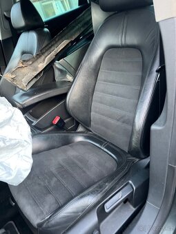 Passat b6 3.2 v6 díly - 4