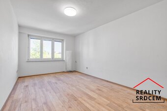 Pronájem krásného bytu 2+1, 62 m2, ul. Bachmačská, poblíž ce - 4