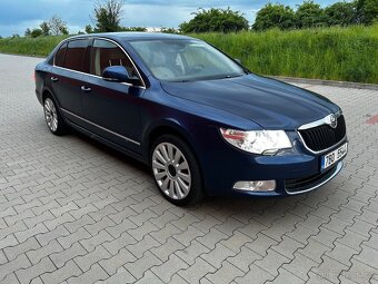 Superb 2 1.8tsi, pěkný stav - 4