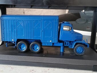 Model Praga, Abrex 1:43, novy - 4