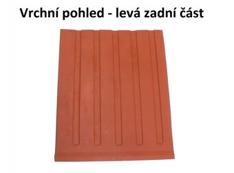 Zadní části podlahy Škoda 120 - 4