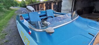 Loď sportovní GLASTRON - 4