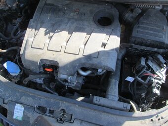 Škoda Roomster 1.4TDi 2011 ujeto 85tis.km náhradní díly - 4