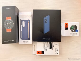 Samsung Galaxy Z Fold6 5G 12/512GB Galaxy Watch Ultra - 4