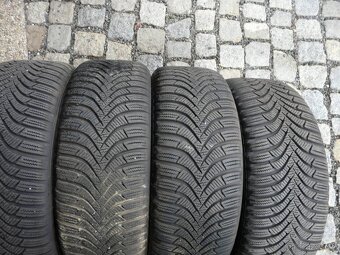 ZIMNÍ PNEU + DISKY MERCEDES 15" 195/50R15 - 4