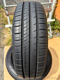 Zánovní letní pneu 185/65/15 Kumho Ecowing ES31 TOP STAV - 4