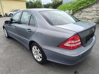 Mercedes-Benz Třídy C 180 K BI-XEN/KŮŽE/VYHŘ.SED/PDC/ALU/PC/ - 4