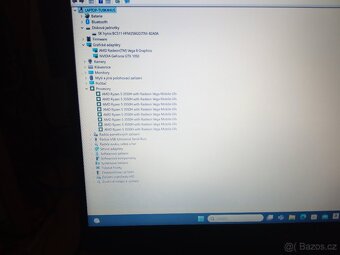 HP Pavilion Gaming 15-ec0101nc - 4