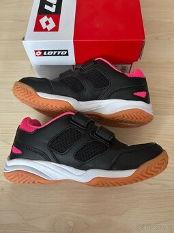 Boty - tenisky Lotto Jumper 400 - vel. 33 - 4