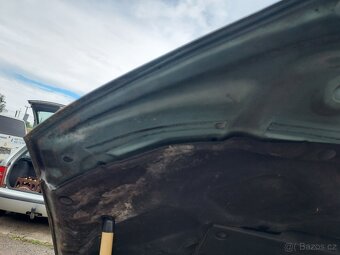 přední kapota Ford Mondeo MK3 - 4