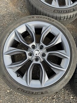 Alu kola Škoda Karoq Crater 225/45/19 letní 7 mm - 4